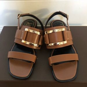 Roger vivier sandals with signature buckle sz 35